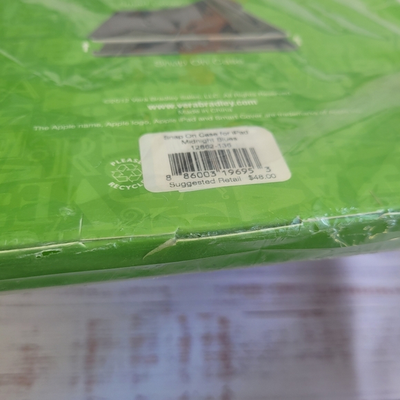 VERA BRADLEY Midnight Blues Floral Snap On Case For iPad 2 & 3 One Size - Picture 9 of 11